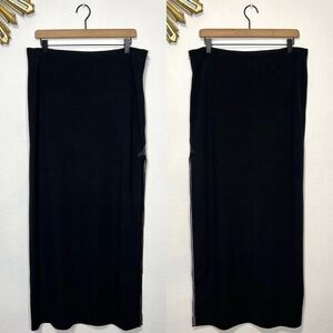 Vivianne Tam Black Sleek Straight Maxi Skirt with Mesh Side Slit